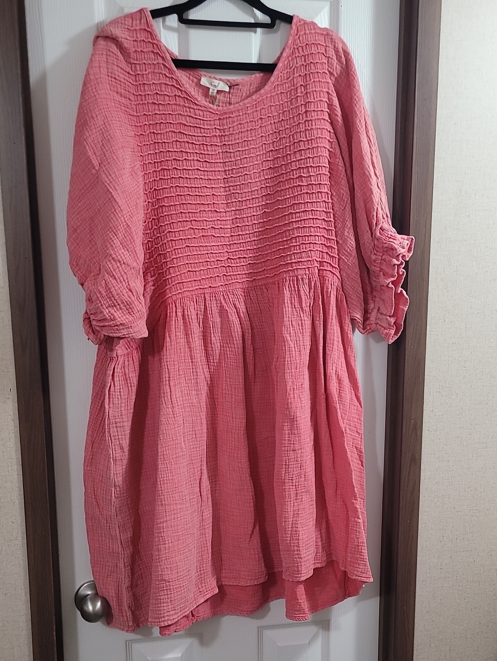 easel Women's Pink Gauze Smocked Casual Dress